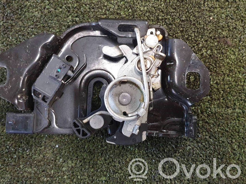 Tesla Model Y Engine bonnet/hood lock/catch 
