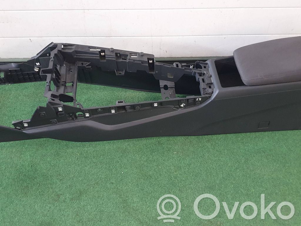 Audi A4 S4 B9 8W Center console 