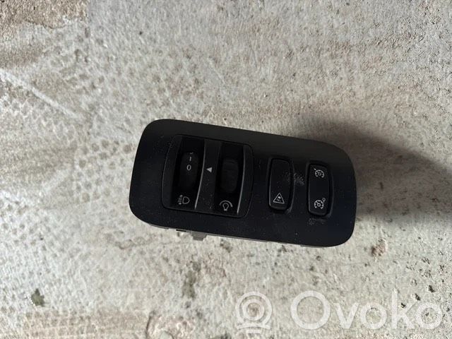 Renault Megane II Interrupteur / bouton multifonctionnel 