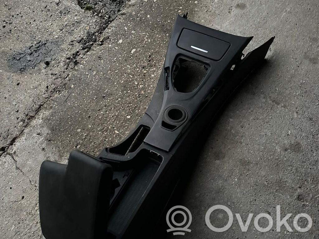BMW M3 e92 Centrālā konsole 
