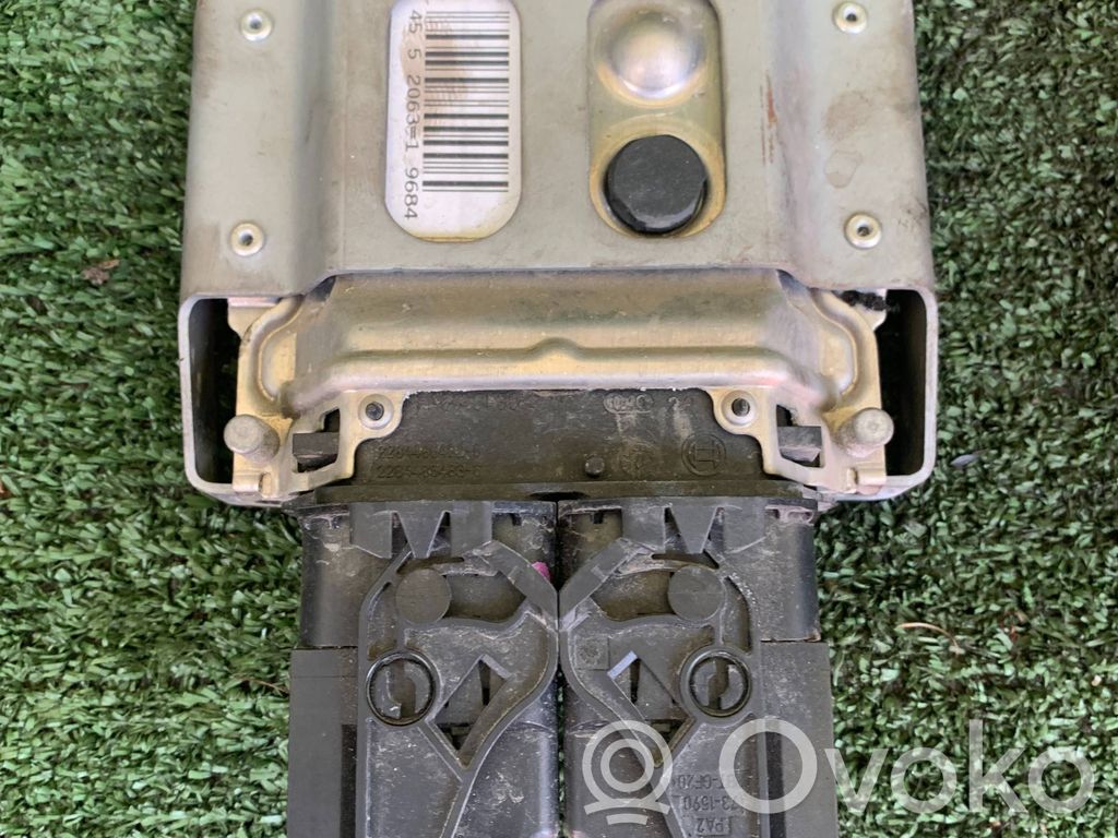 Engine control unit/module   04C907309N