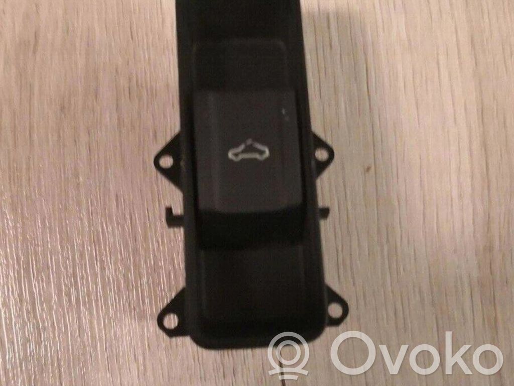 Audi A4 S4 B9 Другие включатели / ручки/ переключатели 