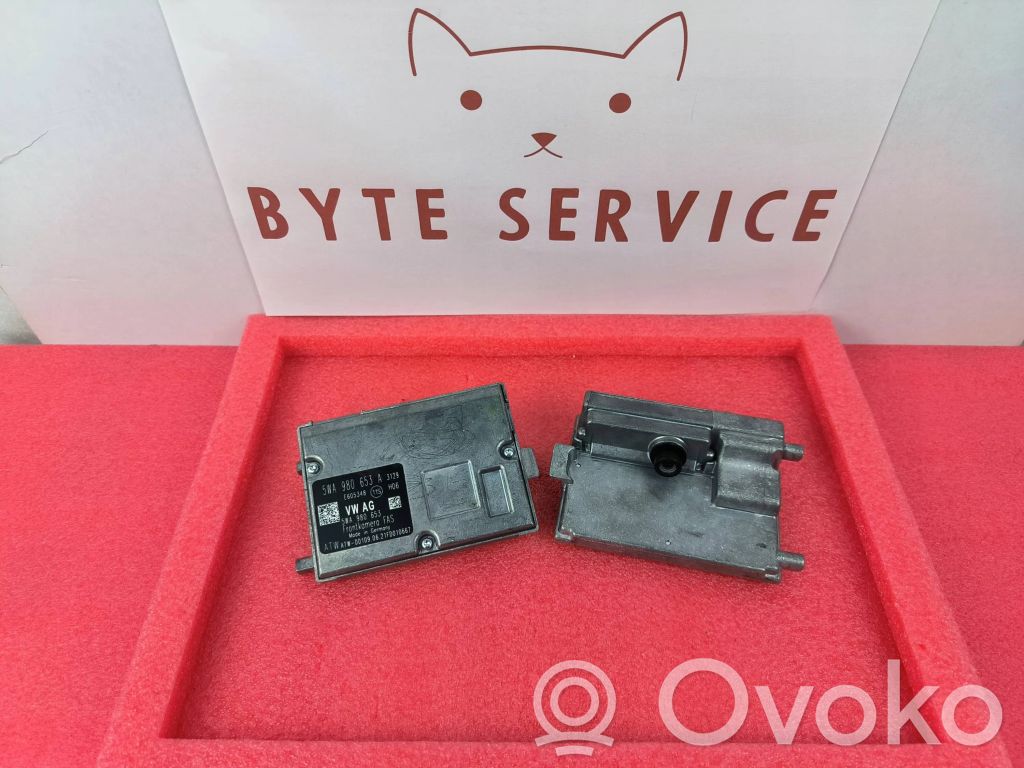 Volkswagen Golf VIII Windshield/windscreen camera 