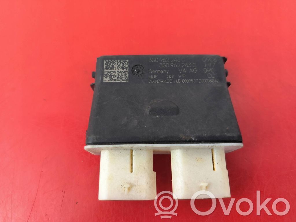 Volkswagen PASSAT B8 Tailgate/trunk control unit/module 
