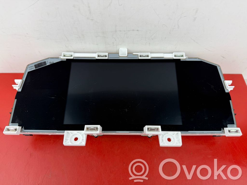 Volkswagen Polo VI Speedometer (instrument cluster) 