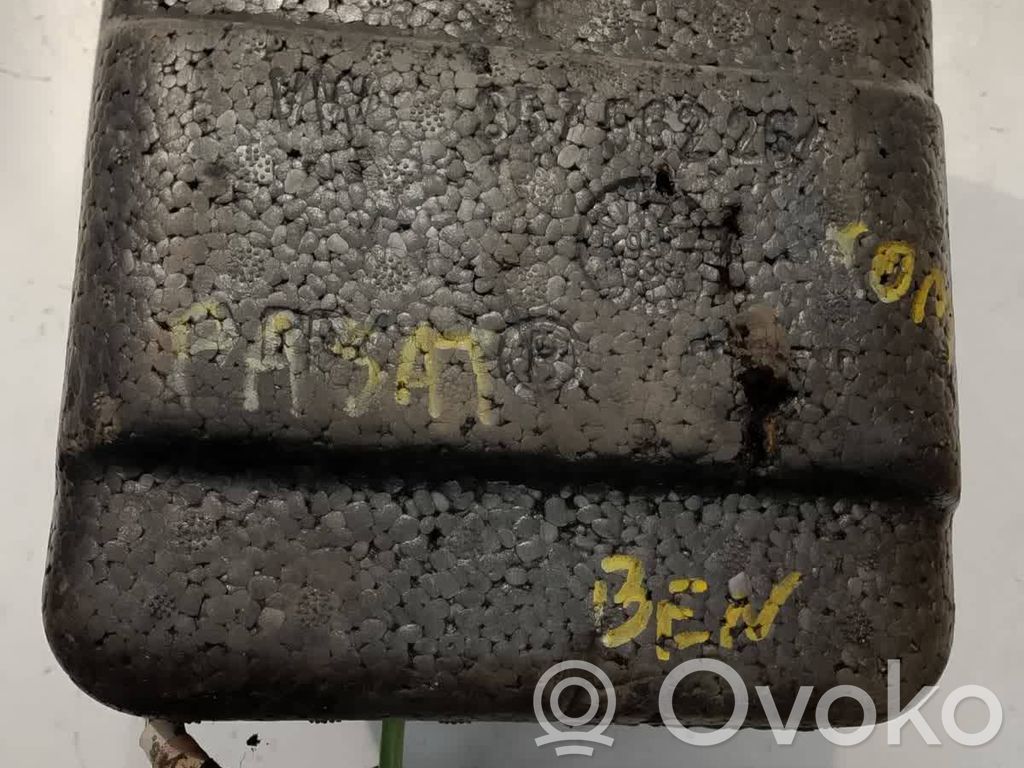 Volkswagen PASSAT B5.5 Pompă vacuum închidere centralizată 