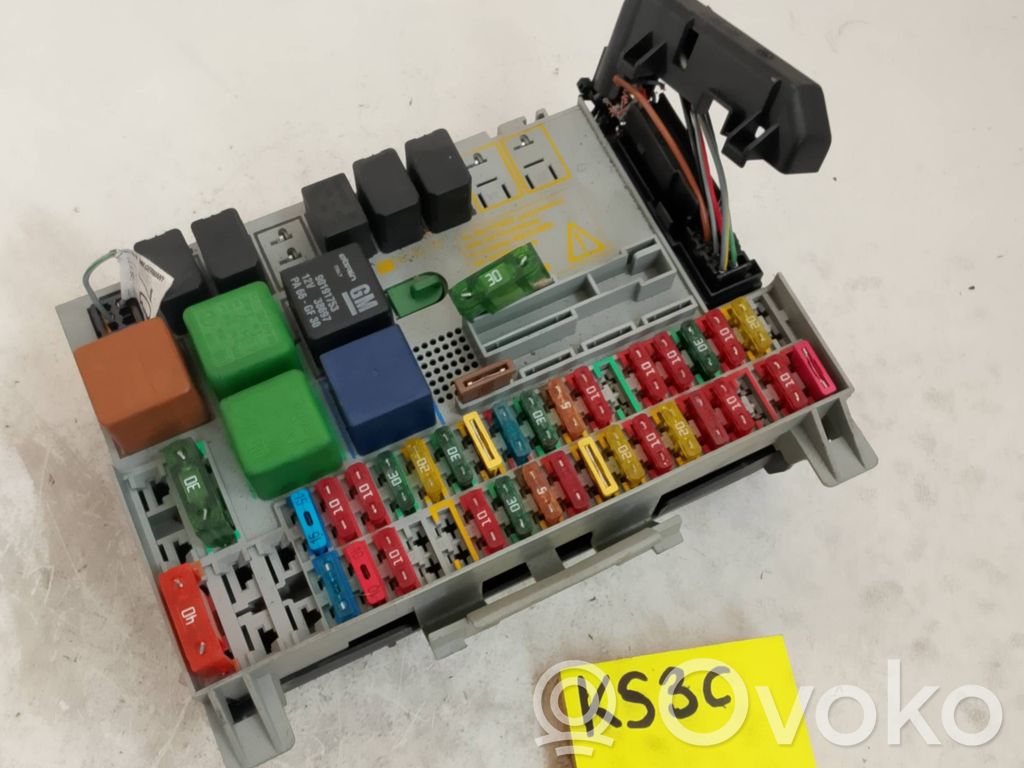 Opel Vectra B Fuse box set 