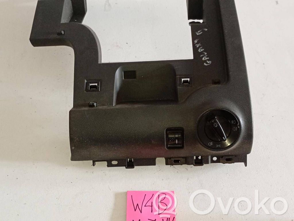 Konsola środkowa / Panel sterowania   7M3858903F,7M3858903F75R