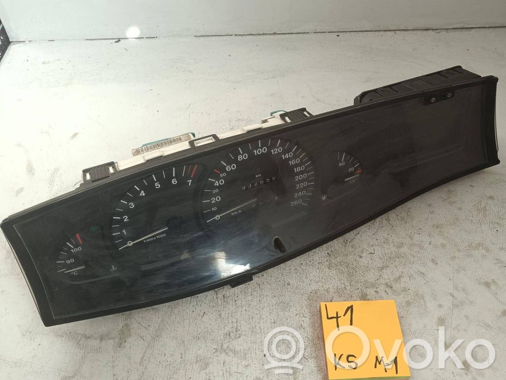 Opel Omega B2 Vitezometru (grup de instrumente) 