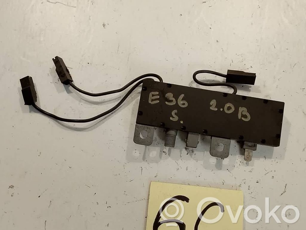 BMW 3 E36 Antenos stiprintuvas 