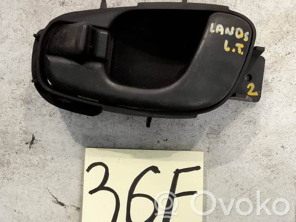 Daewoo Lanos Manecilla interna puerta trasera 
