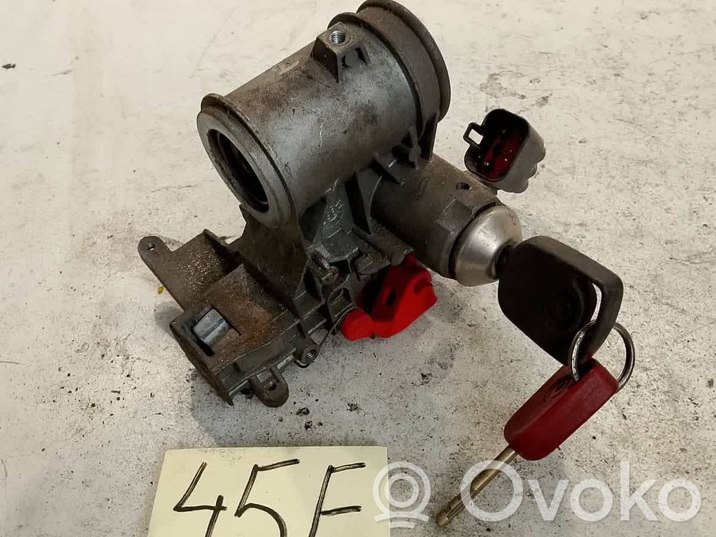Ford Fiesta Užvedimo spynelė 