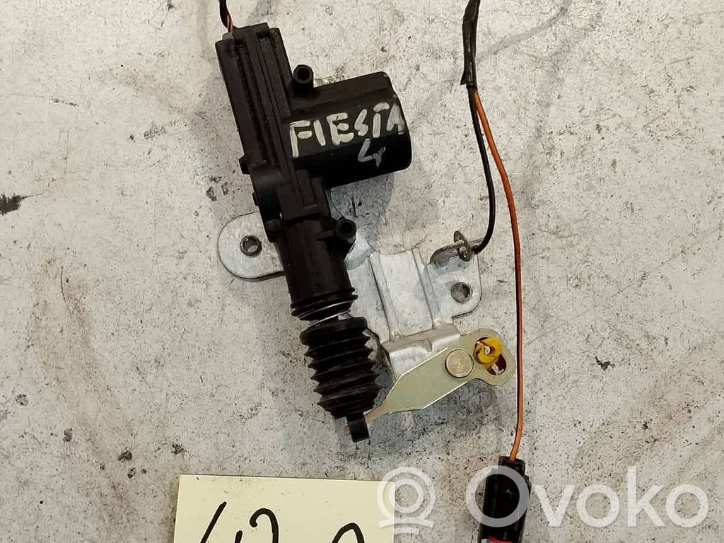 Ford Fiesta Spyna galinio dangčio 