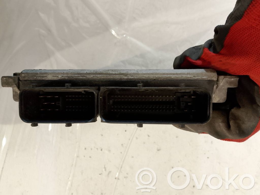 Skoda Fabia Mk1 (6Y) Engine control unit/module 