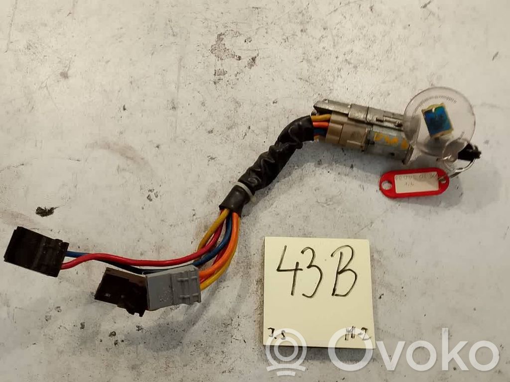 Renault Megane I Užvedimo spynelė 
