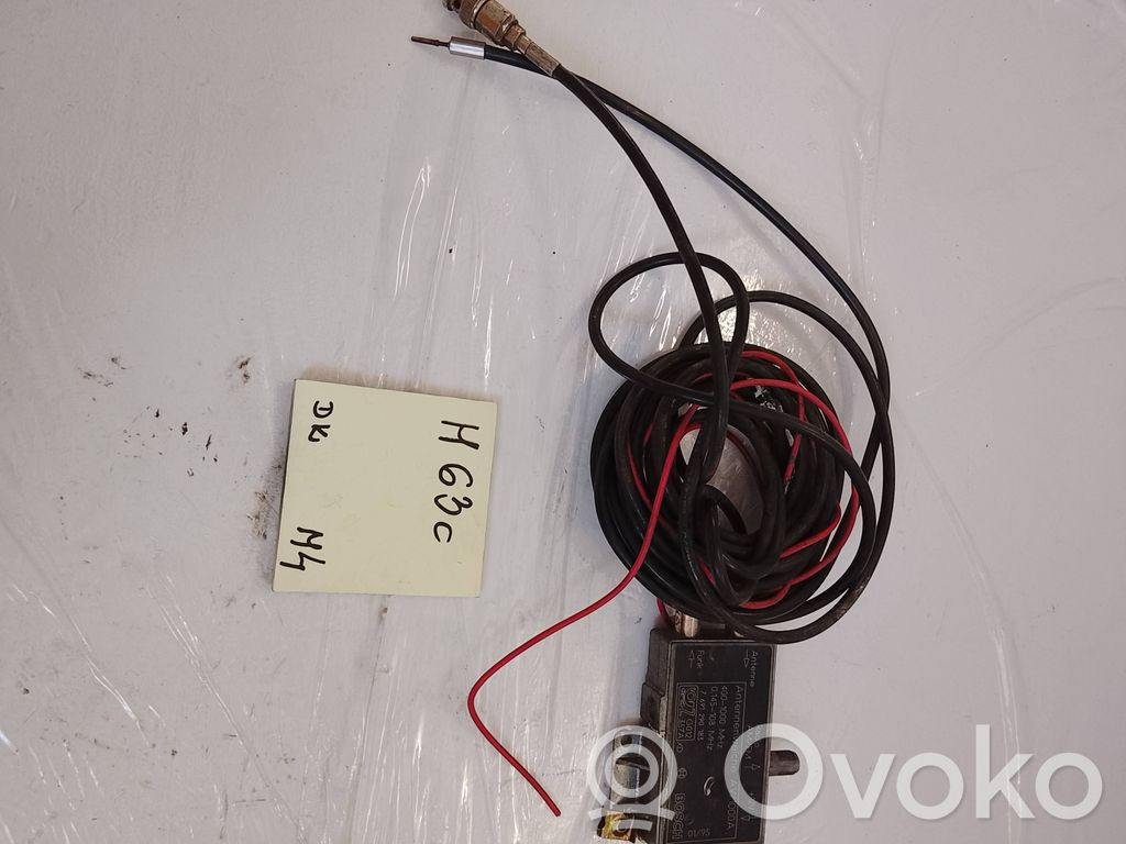 Volkswagen PASSAT B3 Antenos stiprintuvas 