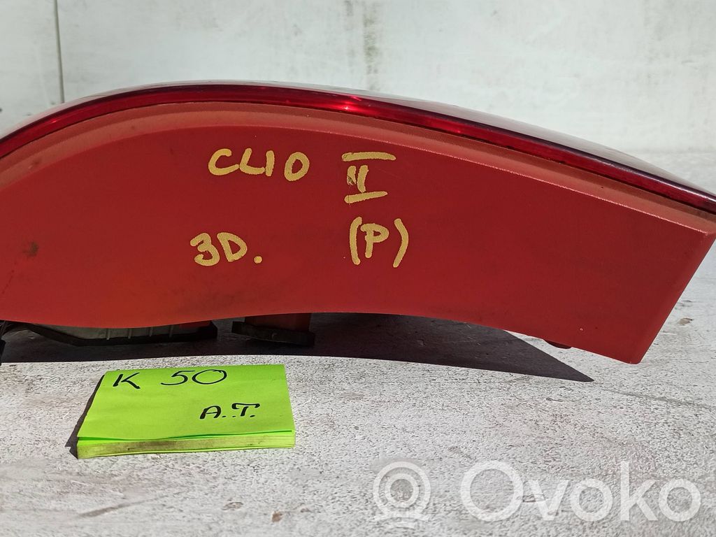 Renault Clio II Luci posteriori 