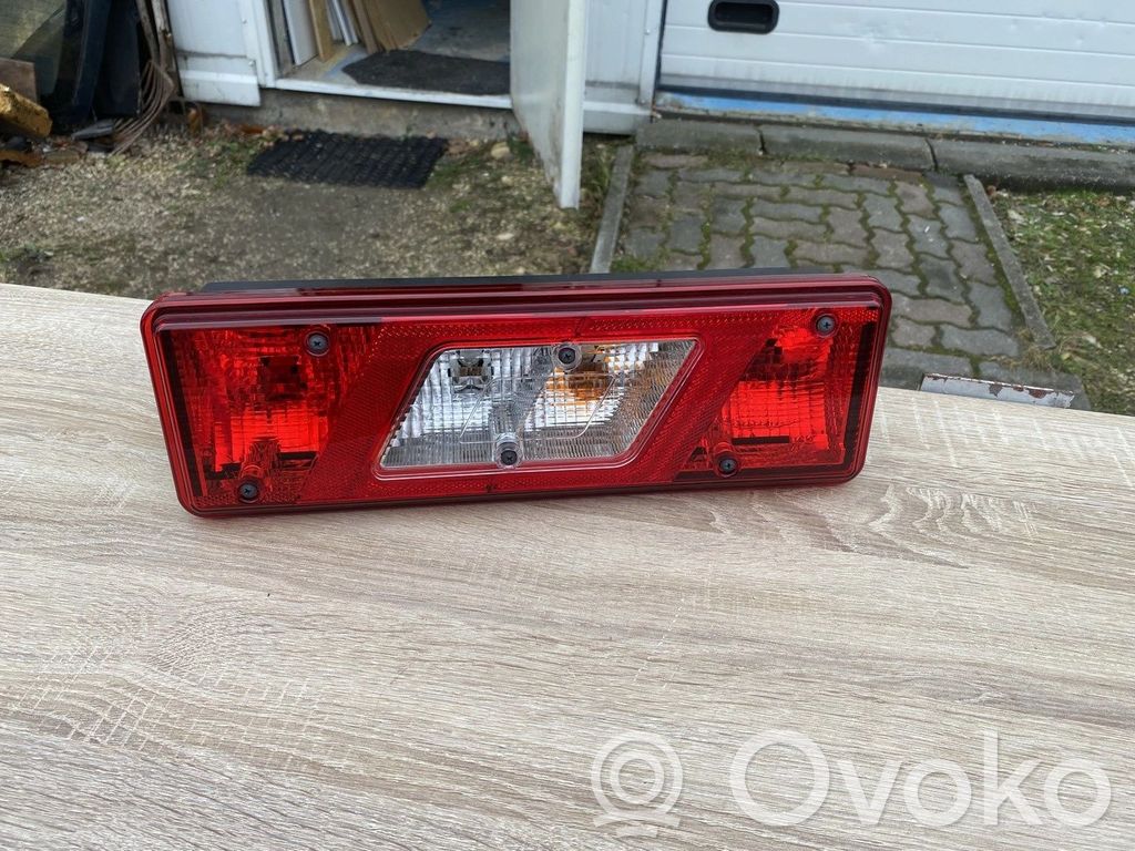 Ford Transit VII Galinis žibintas kėbule 