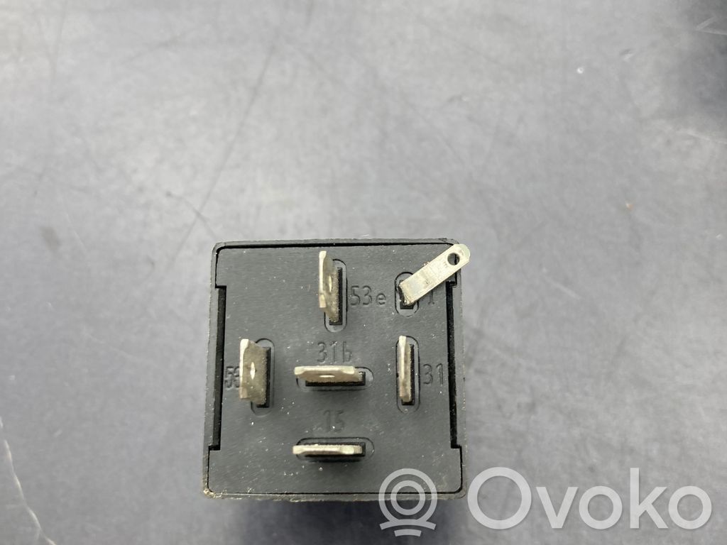 Audi 80 90 S2 B4 Other relay 