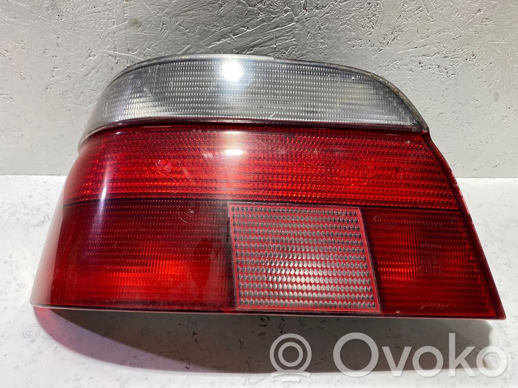 BMW 5 E39 Galinis žibintas kėbule 