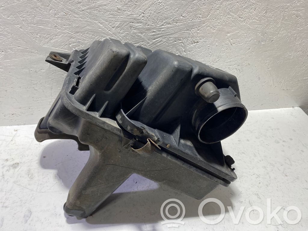 Chrysler Voyager Air filter box 