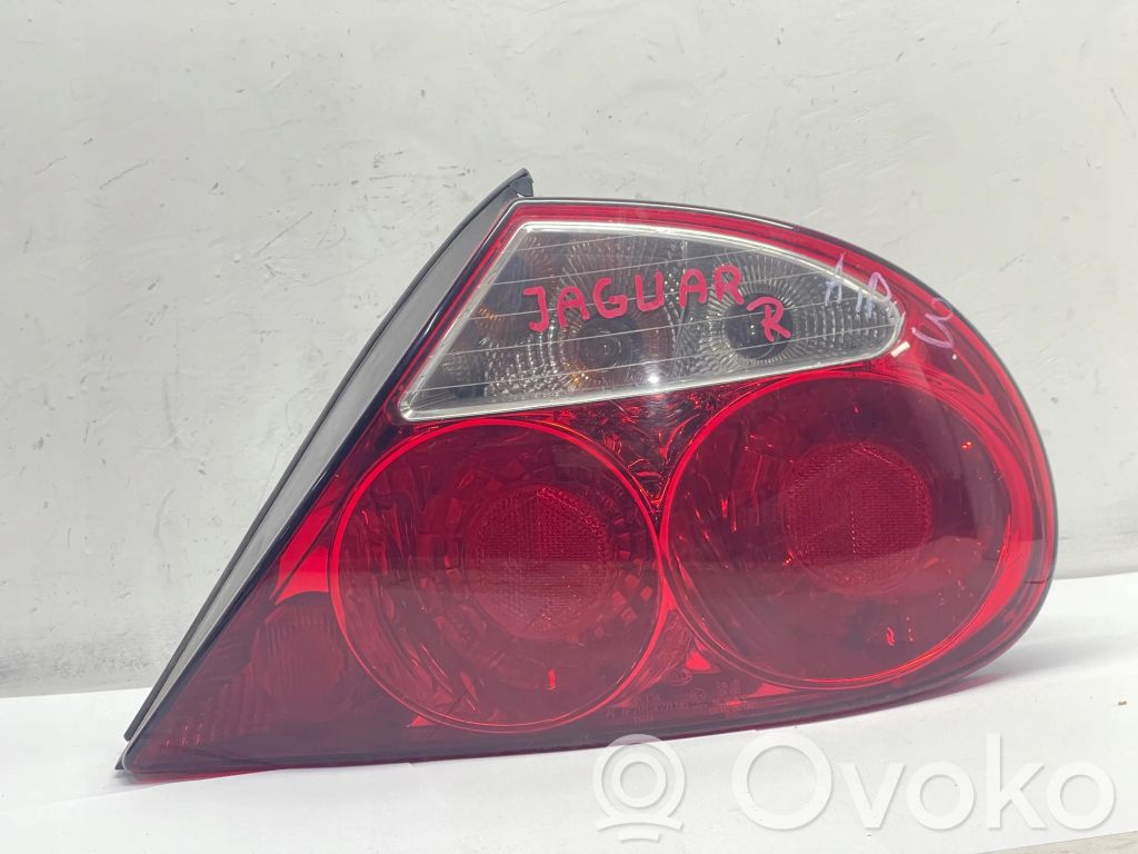 Jaguar S-Type Lampă spate în caroserie 