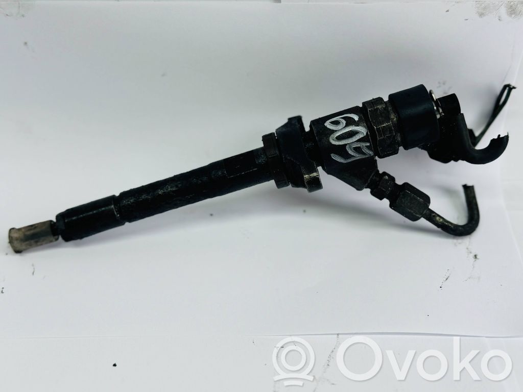 Fuel injector   0445110136