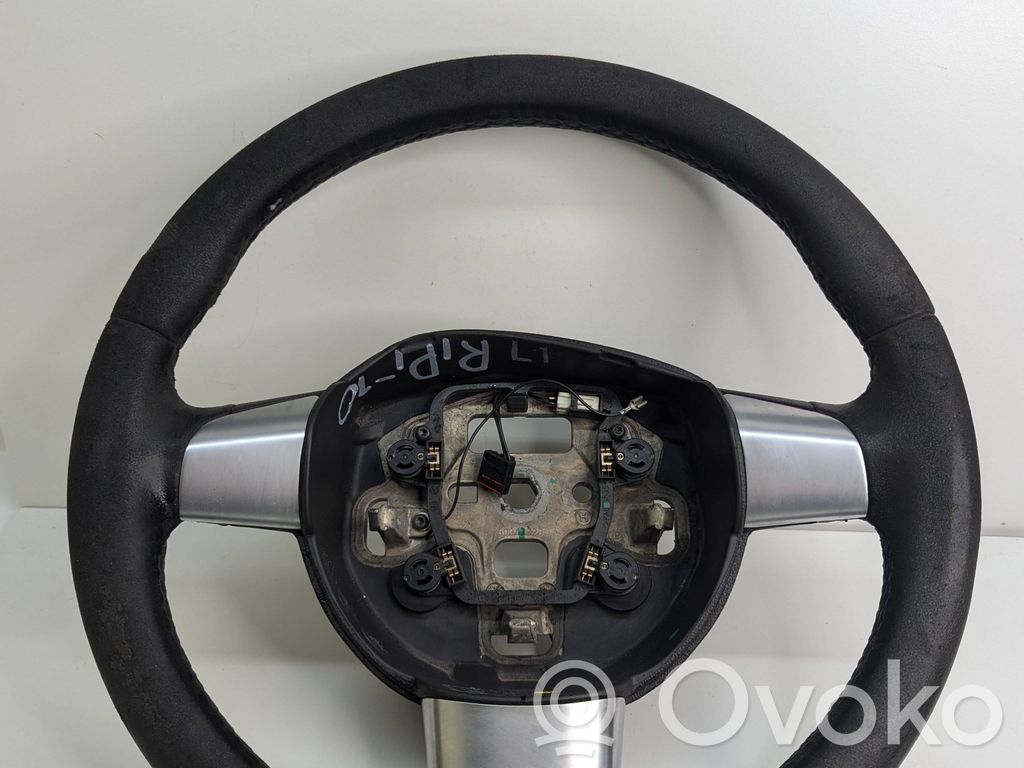 Volante   4M513600E