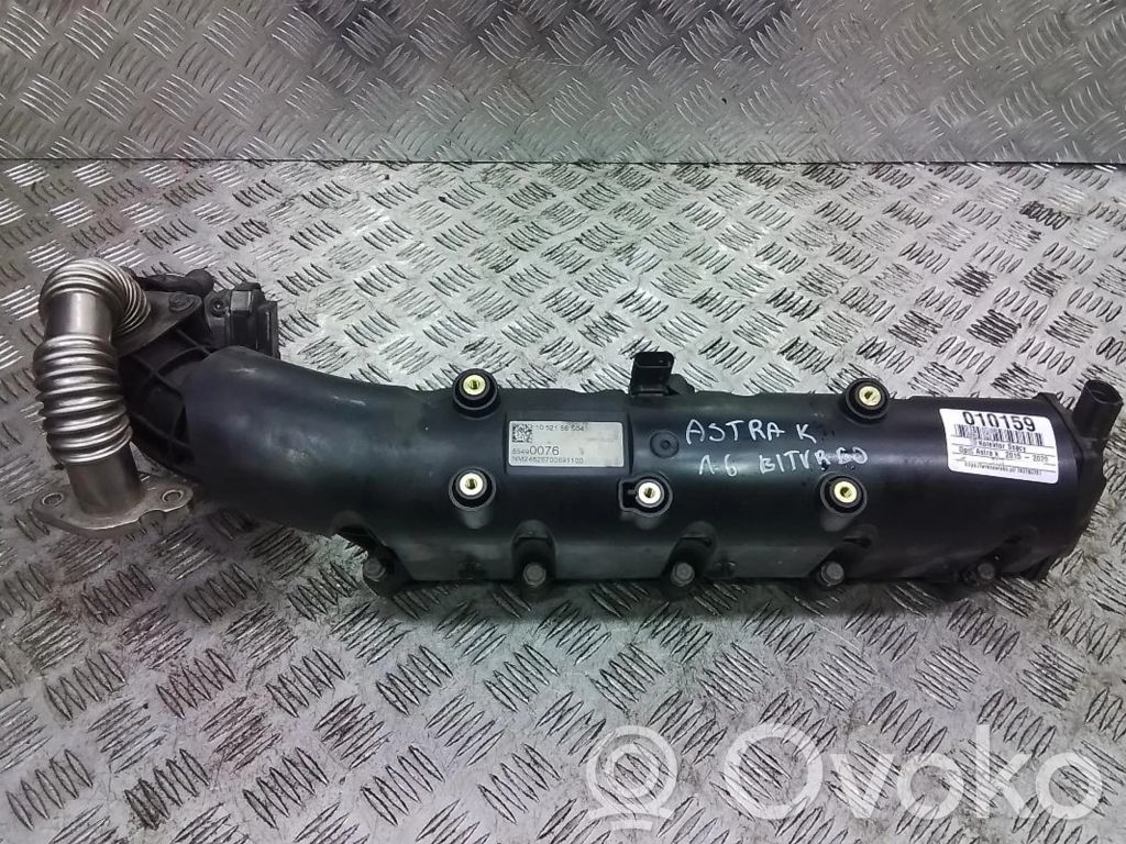 Opel Astra K Kolektor ssący 