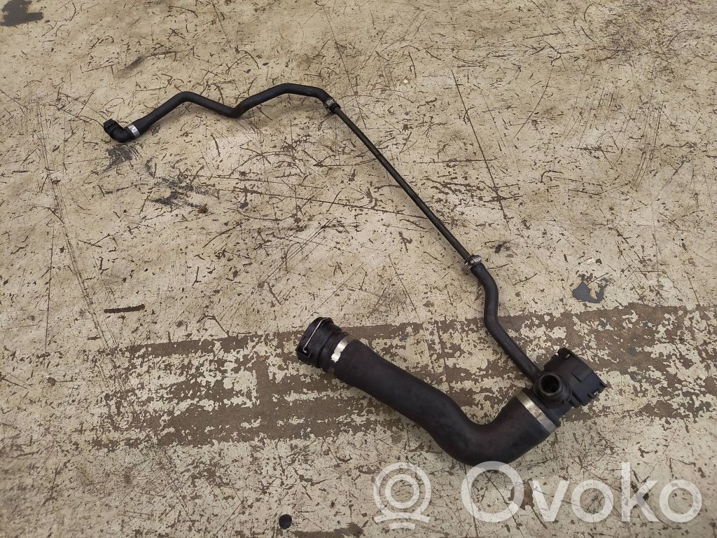 BMW 5 E60 E61 Engine coolant pipe/hose 