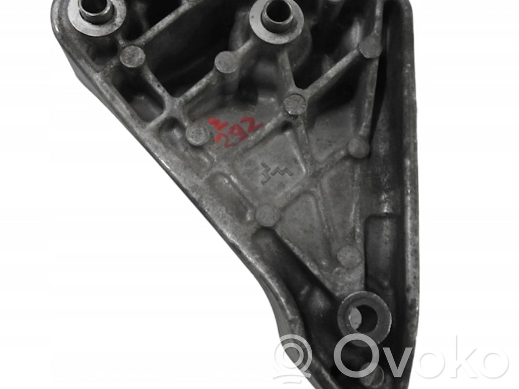 Maserati Levante Generator/alternator bracket 