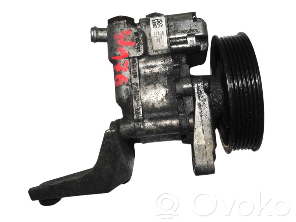 BMW 5 E60 E61 Power steering pump 