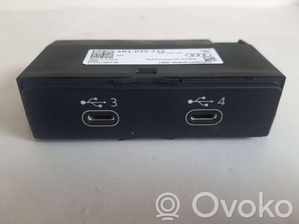 Разъем USB   4N1035722