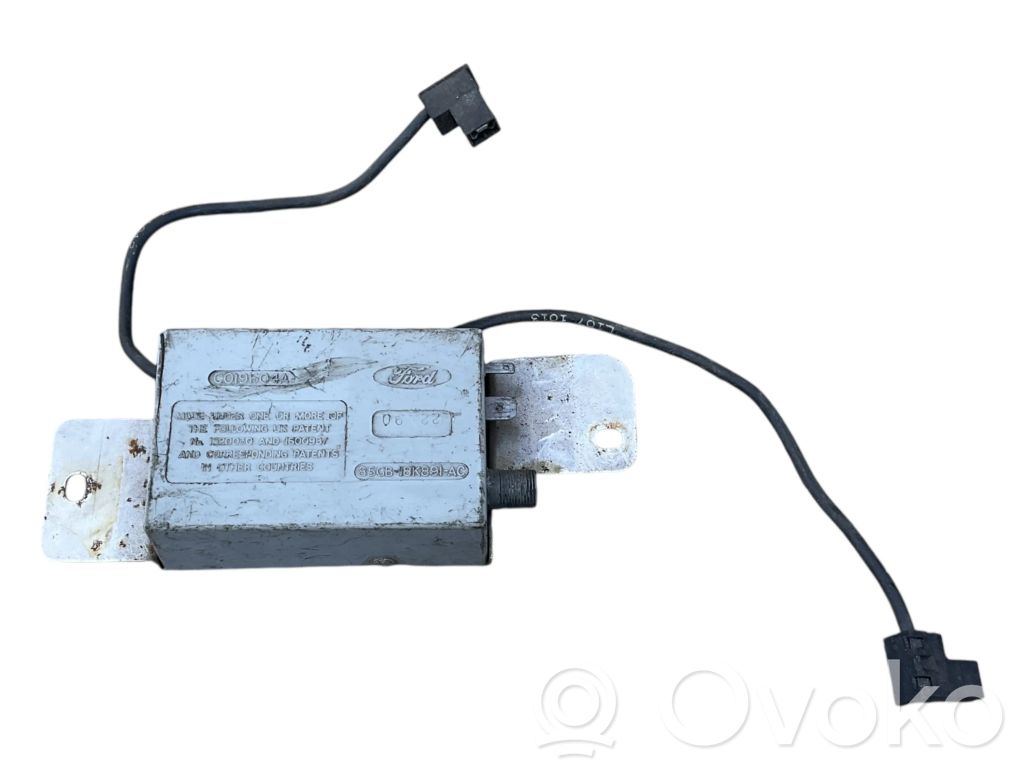Ford Scorpio Antenos stiprintuvas 