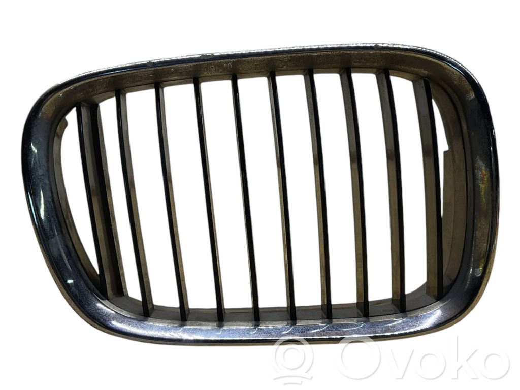 BMW 5 E39 Front grill 