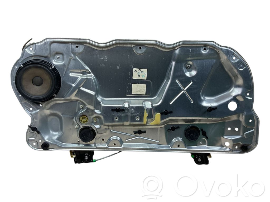Volkswagen Polo IV 9N3 Alzacristalli della portiera anteriore con motorino 