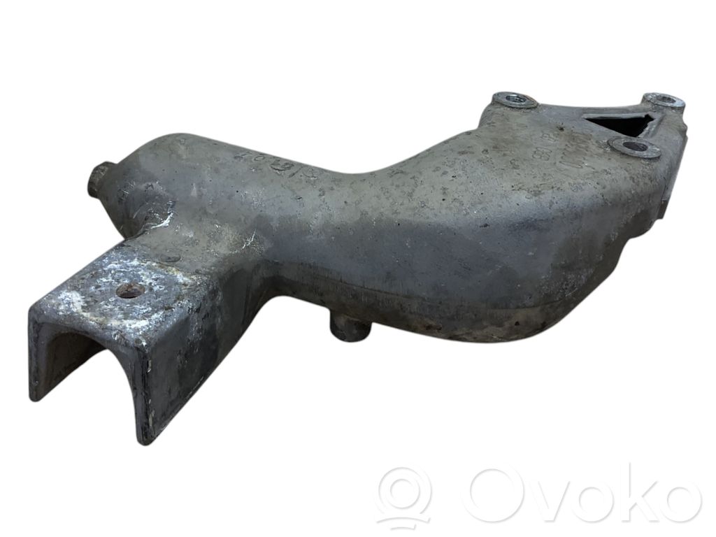 Peugeot 206 Engine mounting bracket 