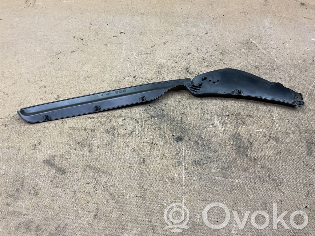 Citroen C5 Mască capotă portbagaj 