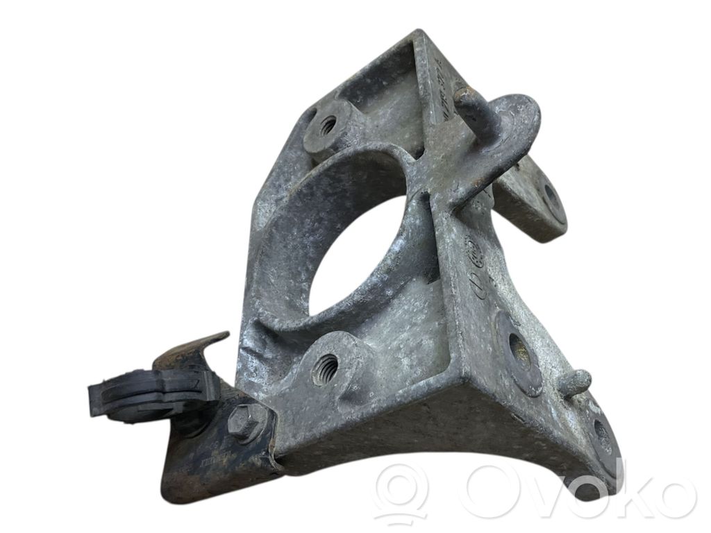 Renault Trafic II (X83) Gearbox mounting bracket 