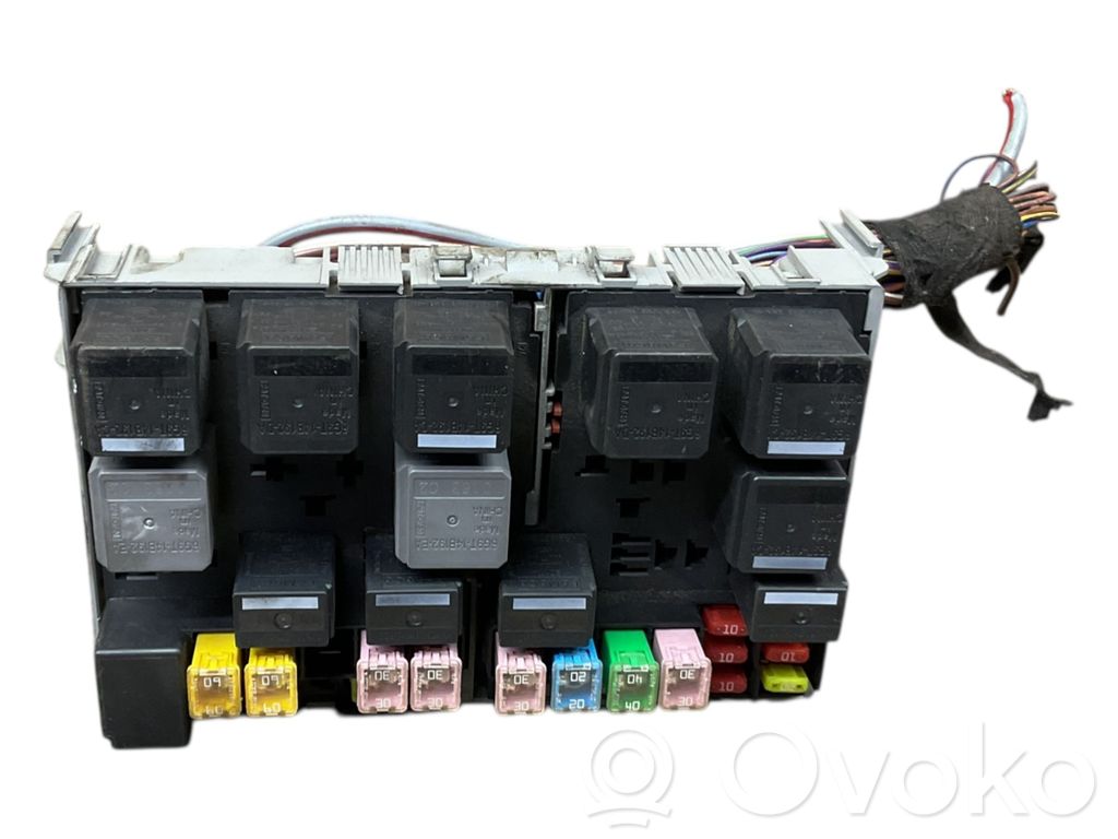 Ford Transit Saugiklių dėžė (komplektas) 