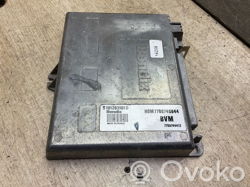Renault 19 Engine control unit/module 