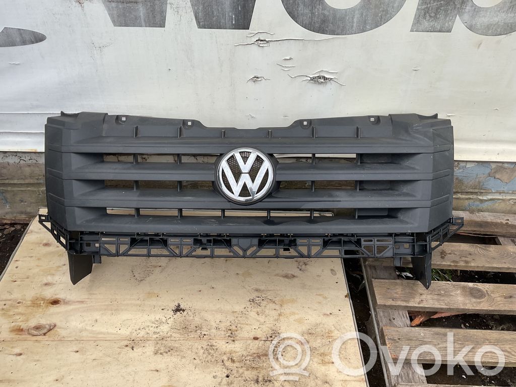 Volkswagen Crafter Etupuskurin ylempi jäähdytinsäleikkö 