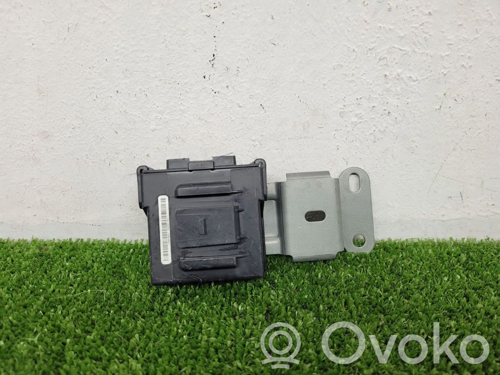Infiniti Q50 Autres unités de commande / modules 