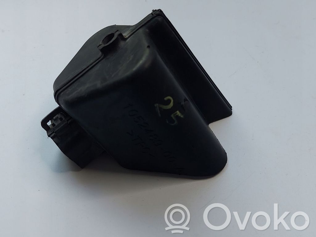 Radiator support slam panel bracket   1052489