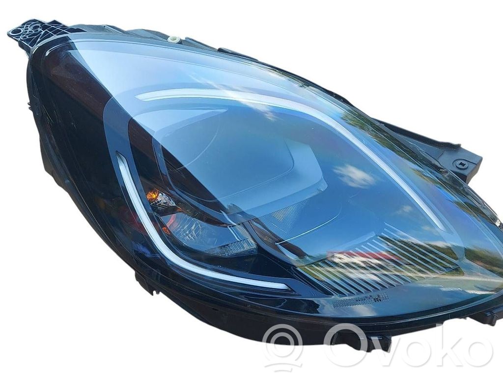 Ford Puma Phare frontale 