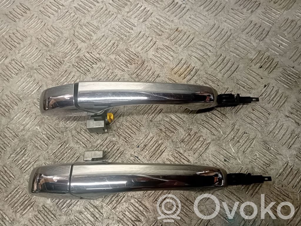 Jeep Grand Cherokee Klamka zewnętrzna drzwi tylnych 