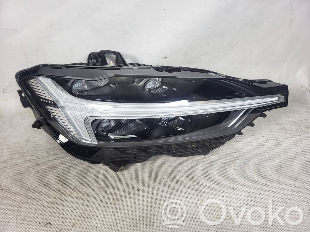 Volvo XC60 Headlight/headlamp 