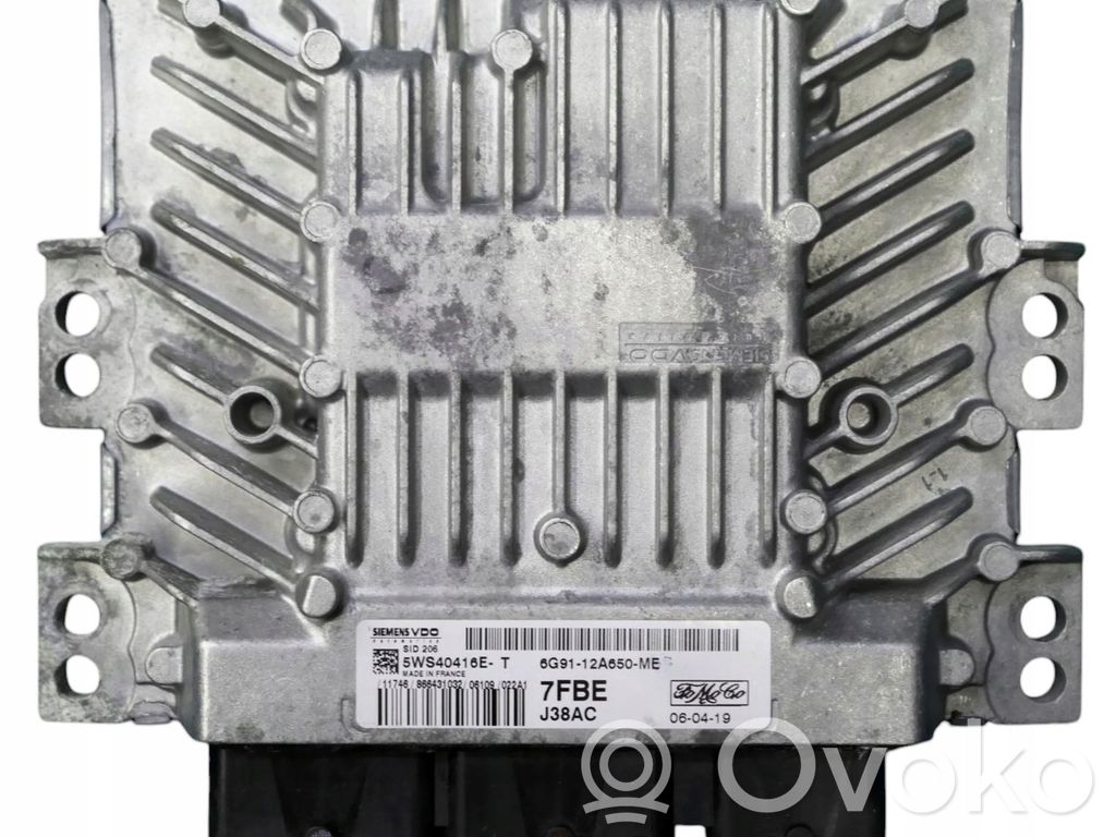 Ford Focus Engine control unit/module 