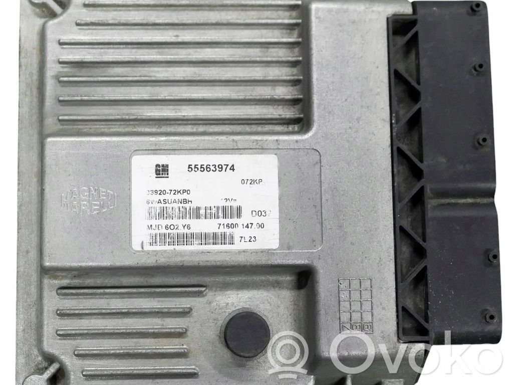 Suzuki Swift II Engine control unit/module 