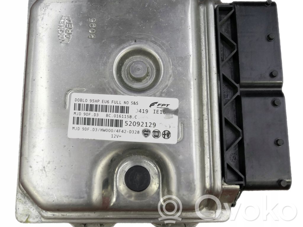 Opel Combo D Engine control unit/module 